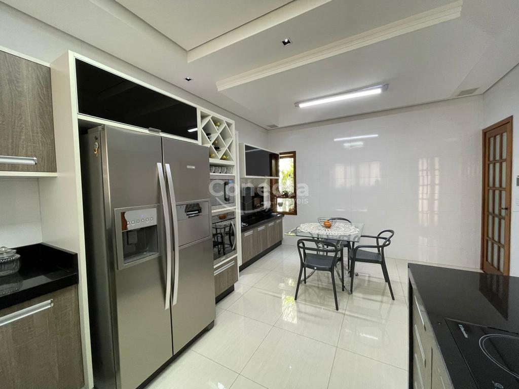 Sobrado, 3 quartos, 380 m² - Foto 9