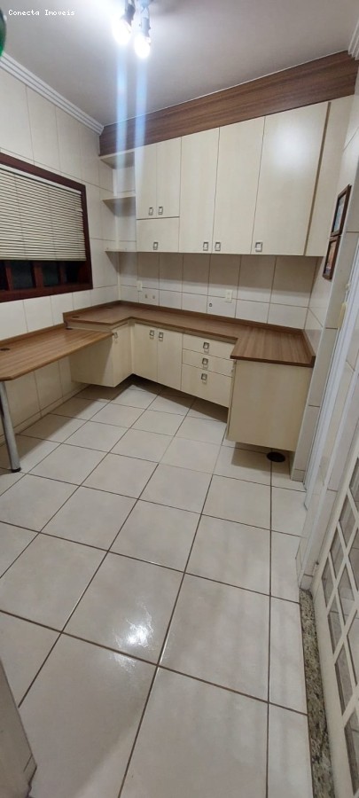 Casa, 3 quartos, 202 m² - Foto 6