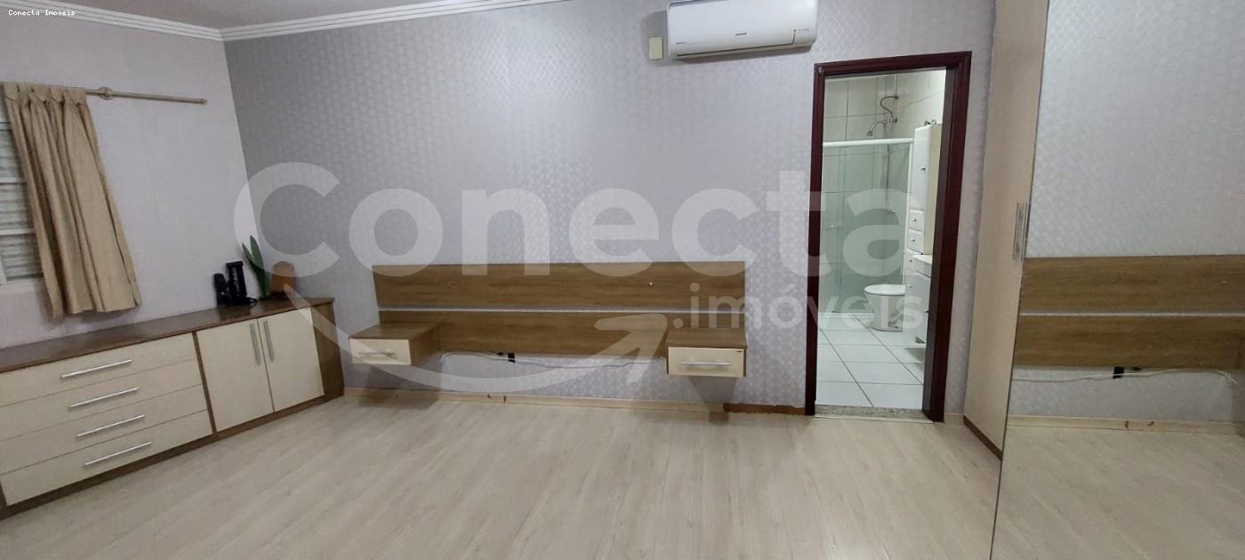 Casa, 3 quartos, 202 m² - Foto 11