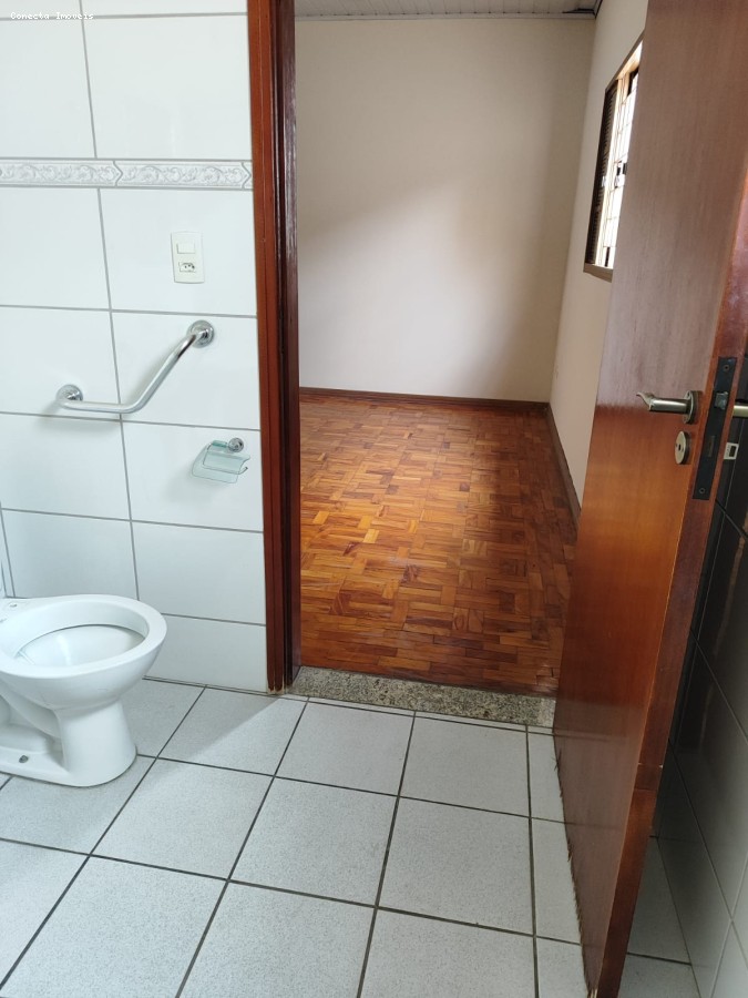 Casa, 3 quartos, 215 m² - Foto 13