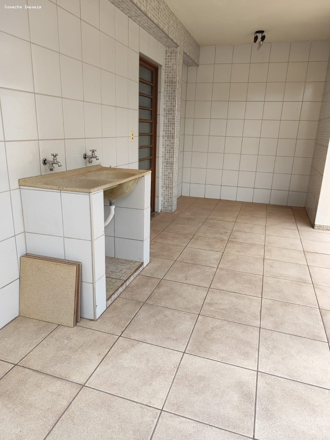 Casa, 3 quartos, 215 m² - Foto 14