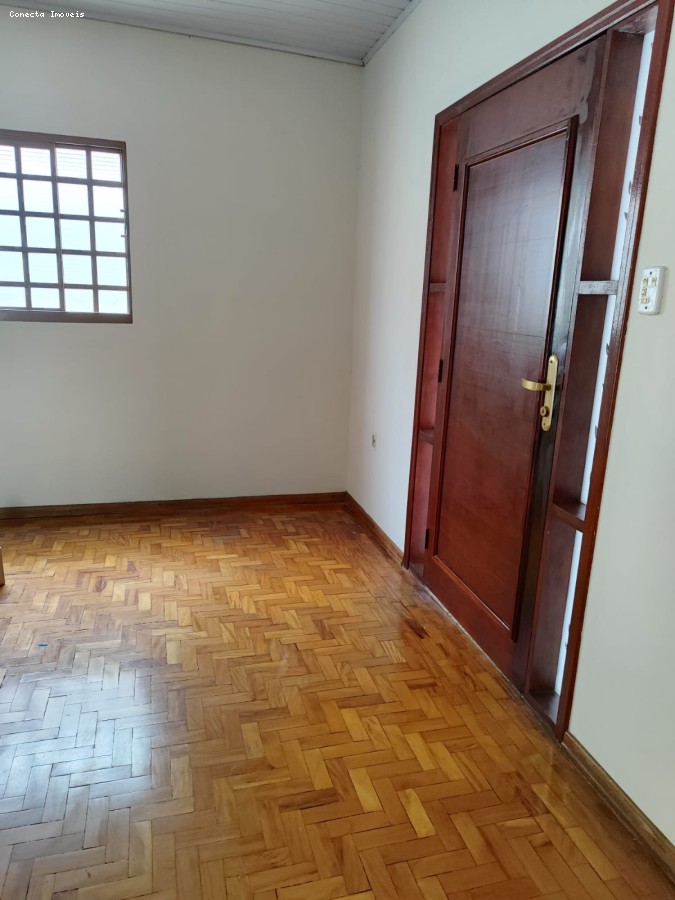 Casa, 3 quartos, 215 m² - Foto 20