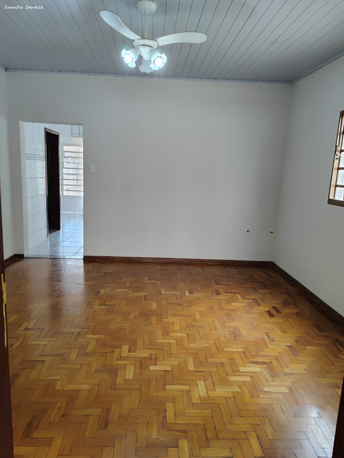 Casa, 3 quartos, 215 m² - Foto 33