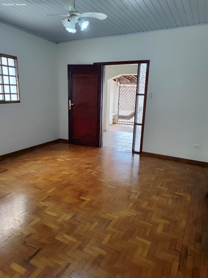 Casa, 3 quartos, 215 m² - Foto 40
