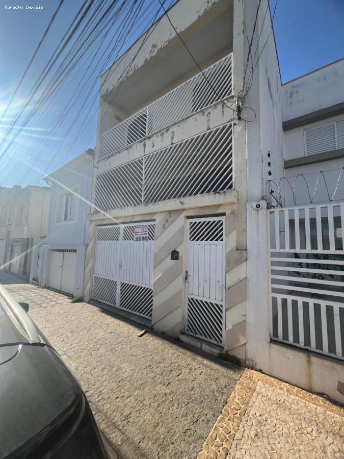 Casa, 3 quartos, 214 m² - Foto 2