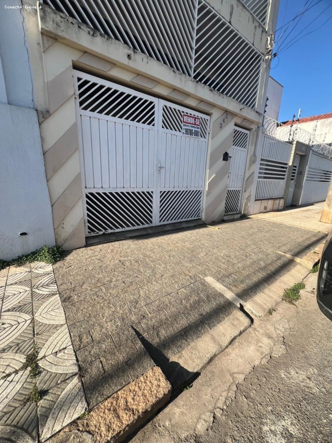 Casa, 3 quartos, 214 m² - Foto 3